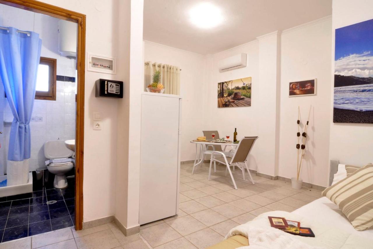 Kloudas Apartments Potamós Exterior foto