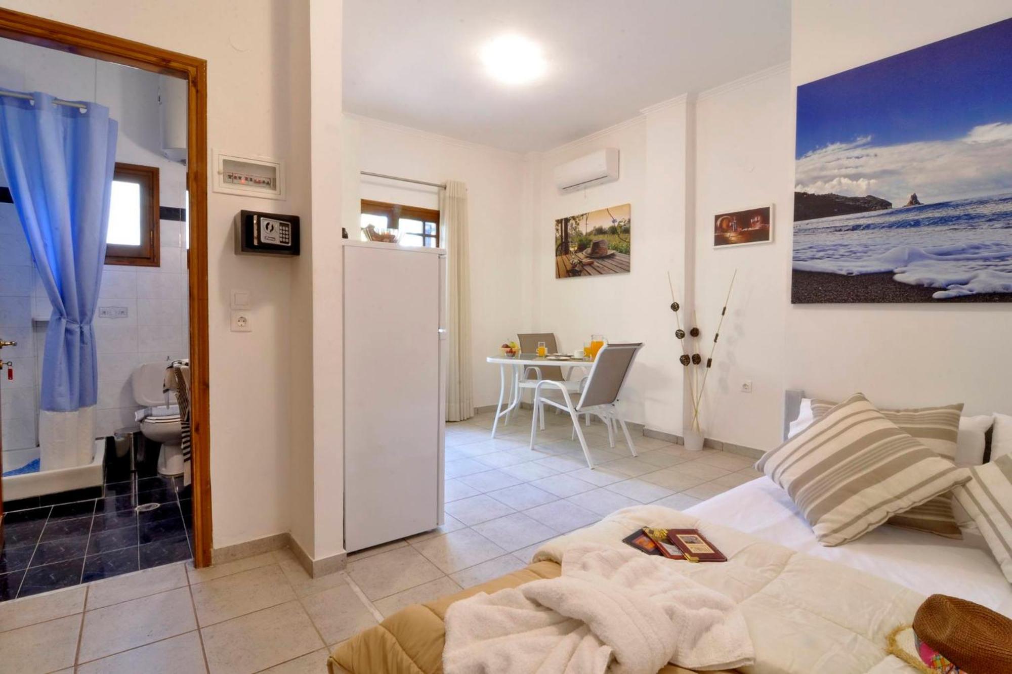 Kloudas Apartments Potamós Cameră foto